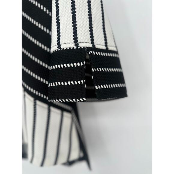 IC by Connie K Jacket Womens Medium Artsy Striped White Black Big Button USA - Picture 4 of 9